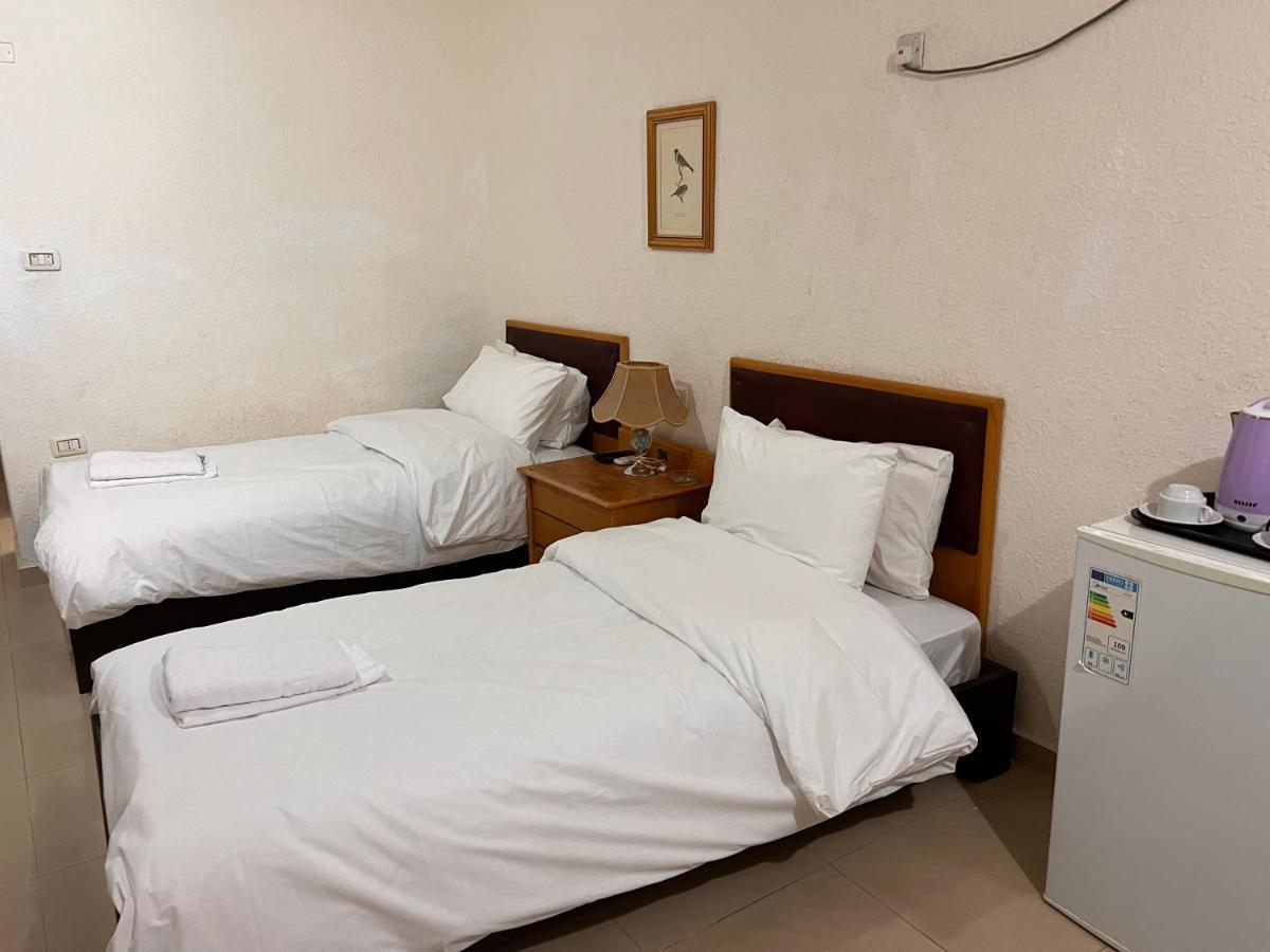 Petra Home Hotel Wadi Musa Ngoại thất bức ảnh
