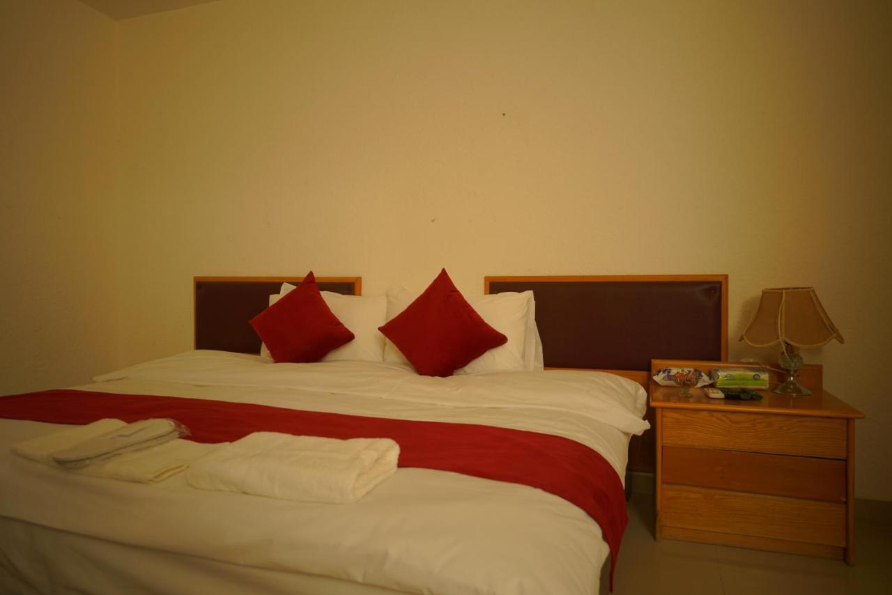 Petra Home Hotel Wadi Musa Ngoại thất bức ảnh